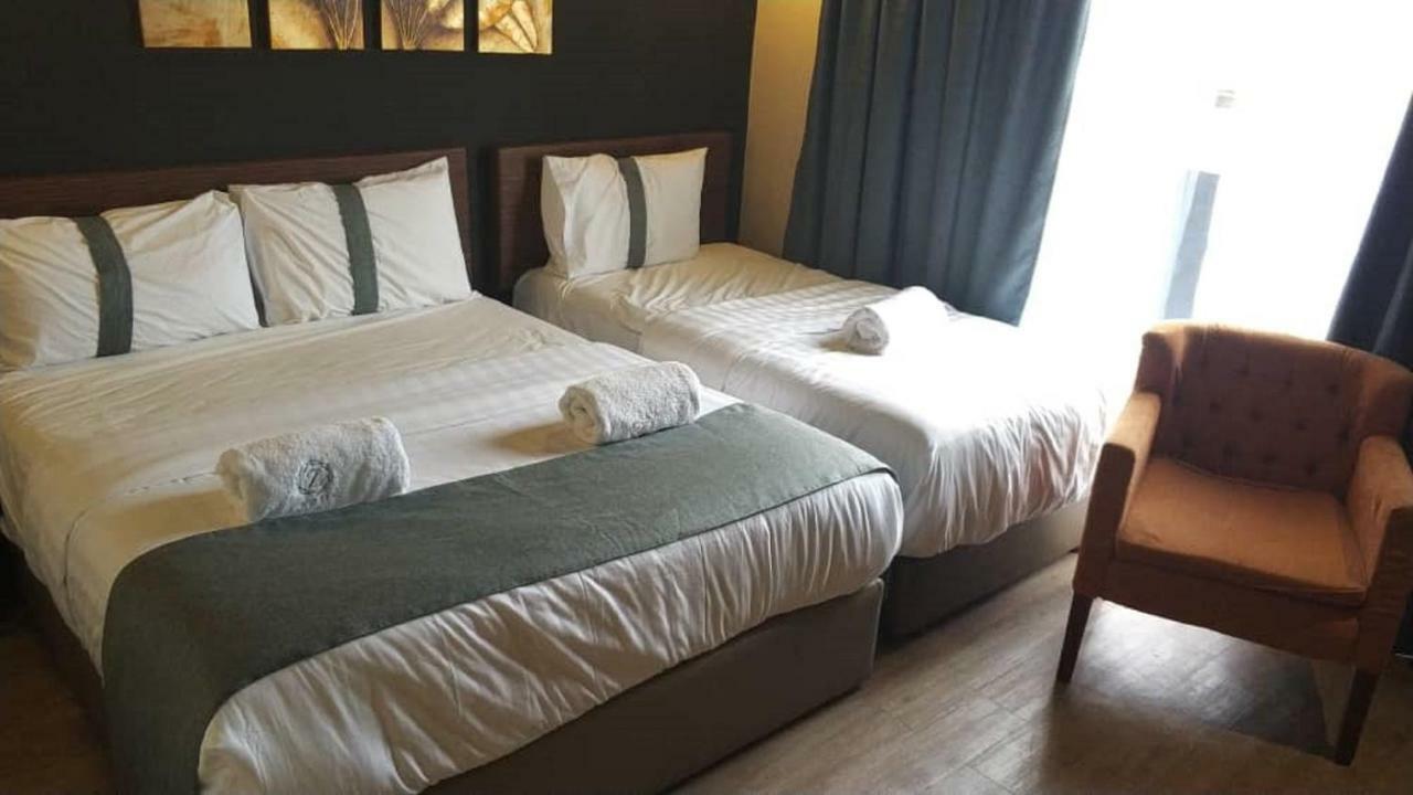 Z Hotel Іпох Екстер'єр фото